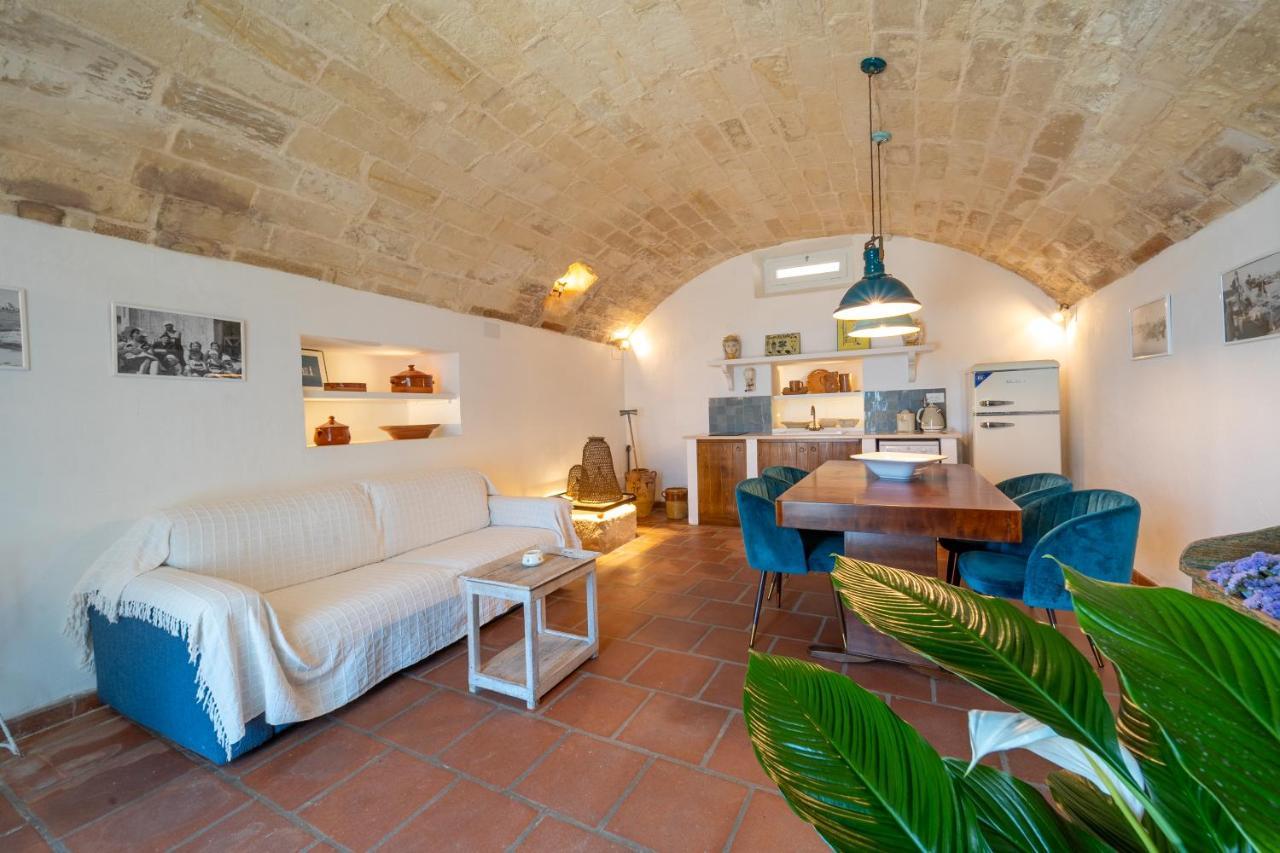 Palazzo De Mori Bed and Breakfast Otranto Buitenkant foto